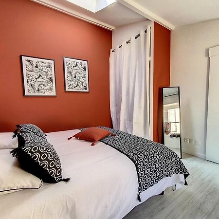 Bienvenue A La Tatoo Room Bourgoin-Jallieu Exterior foto