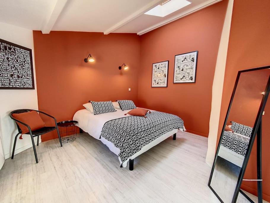 Bienvenue A La Tatoo Room Bourgoin-Jallieu Exterior foto